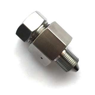 Адаптер 1/4"M x 3/8"F цельновыполненный
